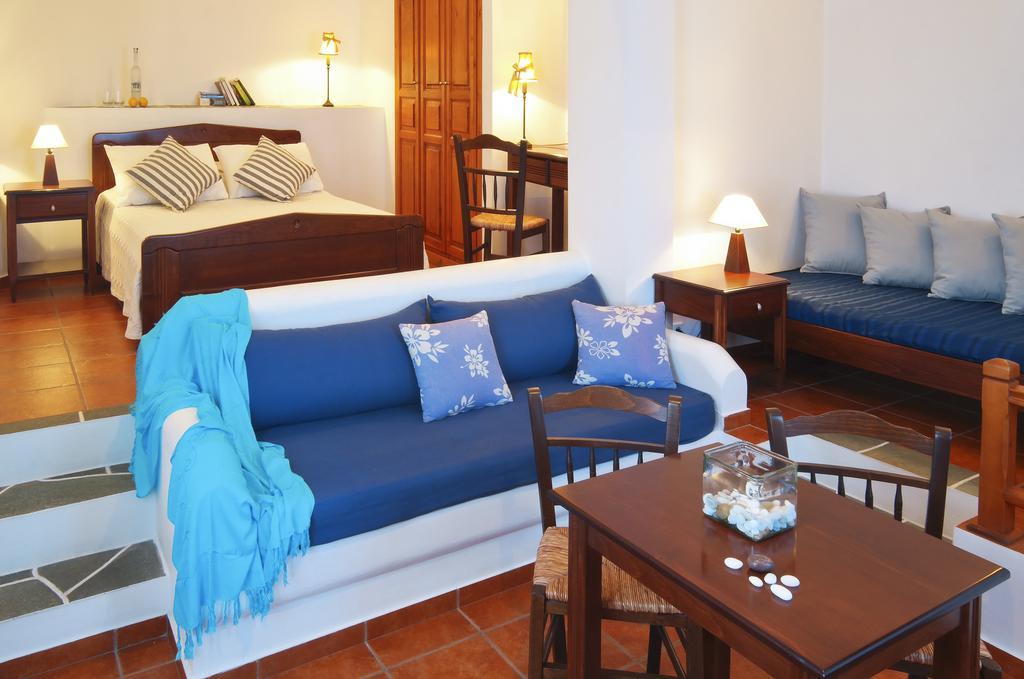 Belvedere Apartments Folegandros Town Room photo